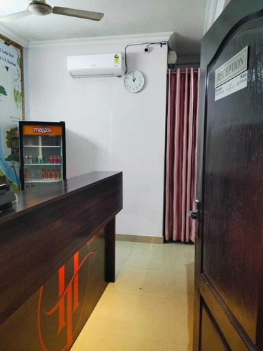 Others 4, Hotel Tamanna, Lucknow