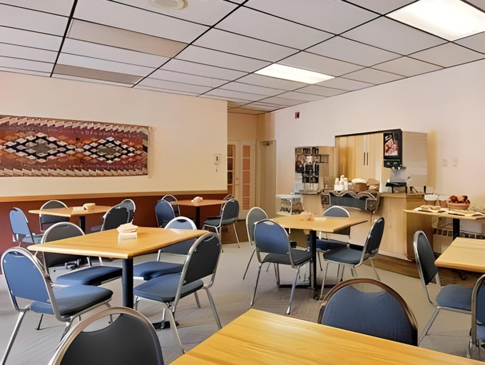 Food & Drinks, Fort Marcy Hotel Suites, Santa Fe