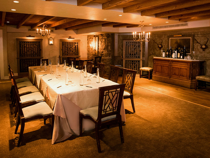 Food & Drinks 3, Bernards Inn, Somerset