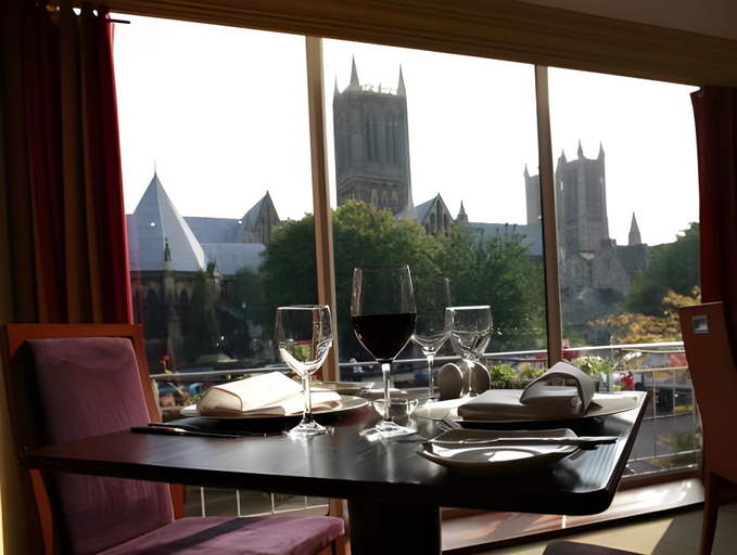 Food & Drinks 5, The Lincoln Hotel, Lincolnshire
