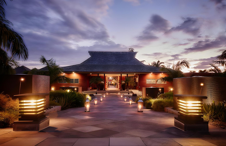 Exterior & Views 1, Palm Hotel & Spa, Petite-Île
