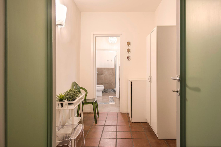 Others 5, Nettuno Apartment, Rome