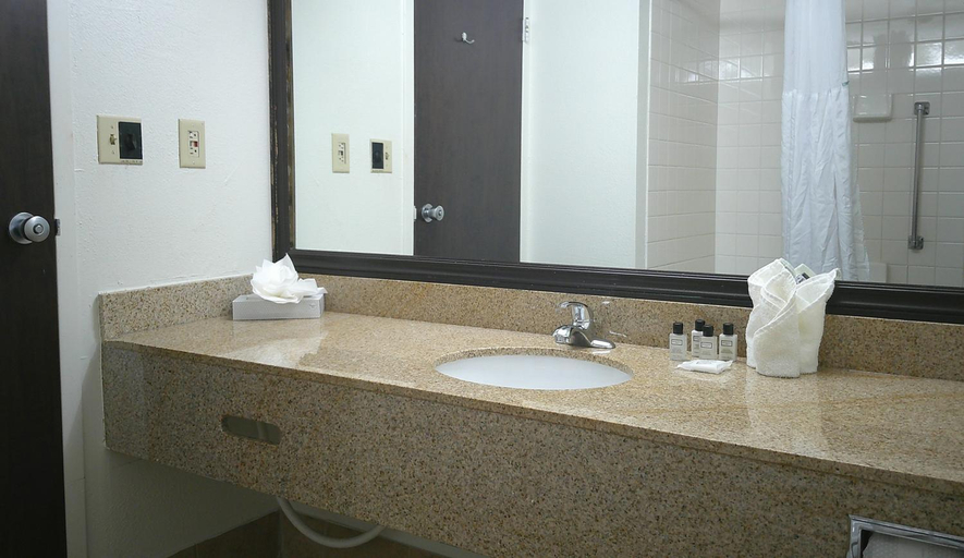 Bathroom 3