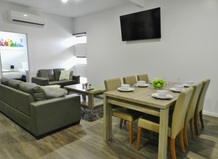 Dining Room 4