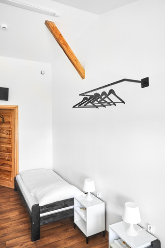 Others 5, Hostel L44, Nowy Targ