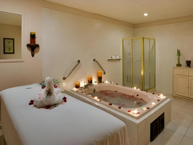 Bathroom 4, Viva Dominicus Palace Wyndham, Trademark All Inclu, San Rafael del Yuma