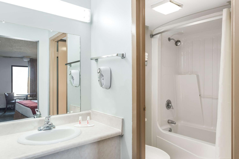 Bathroom 5