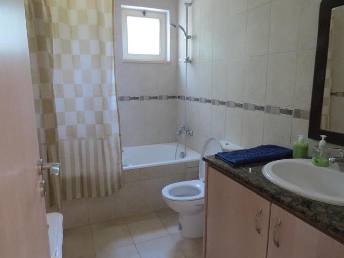 Bathroom 4, Villa Koumneni