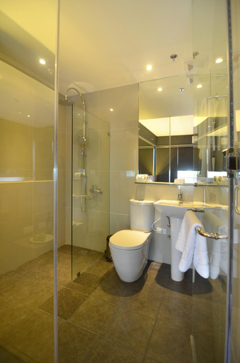 Bathroom 8
