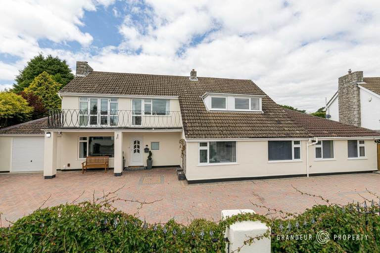 Exterior & Views 1, Talbot House by Grandeur Property, Bournemouth