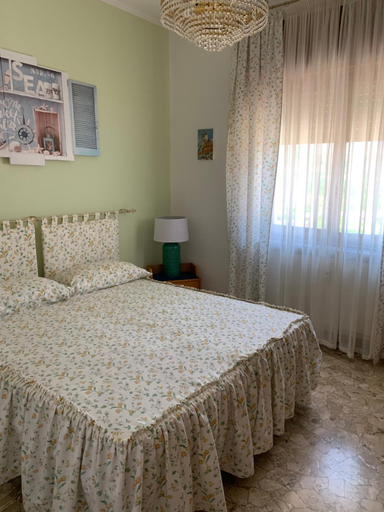 Bedroom 12