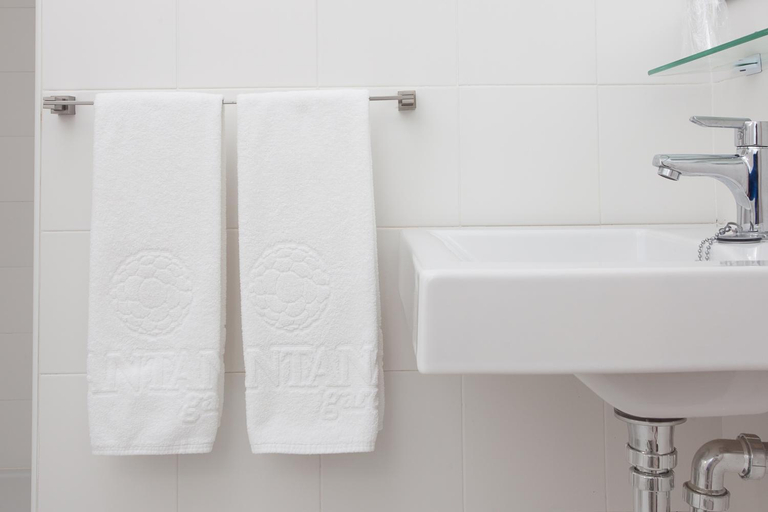 Bathroom 4, Lantana Garden, Sevilla
