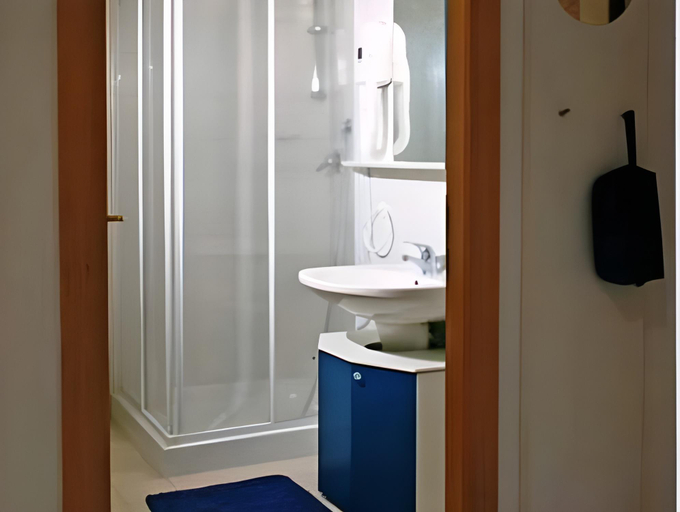 Bathroom 3, Residence Venice, Venezia