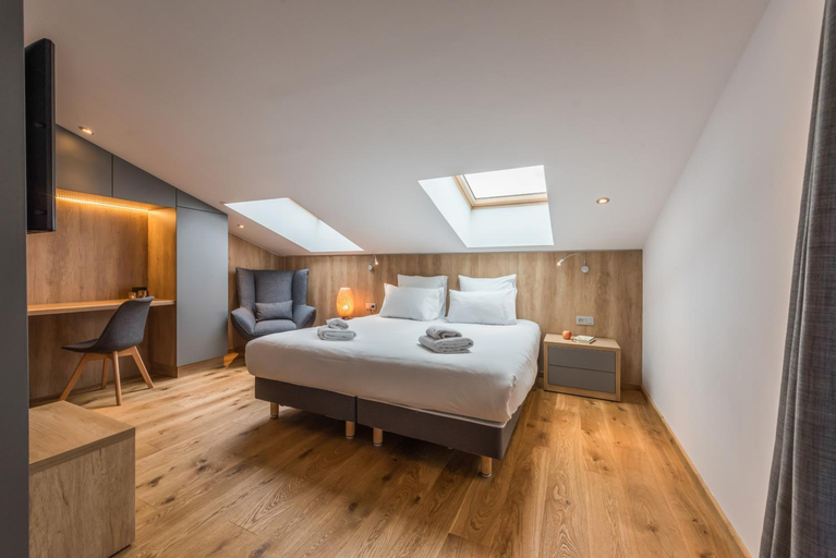 Bedroom, Emerald Stay Apartments Morzine, Haute-Savoie