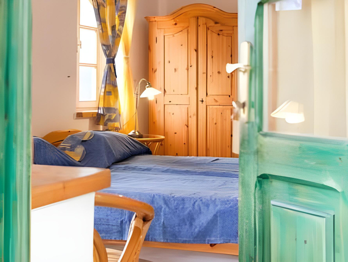Bedroom 2, Somogy Kertje Udulofalu es Rendezvenyhelyszin, Tab