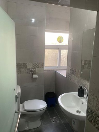 Bathroom 4, The Castle Star, Amman