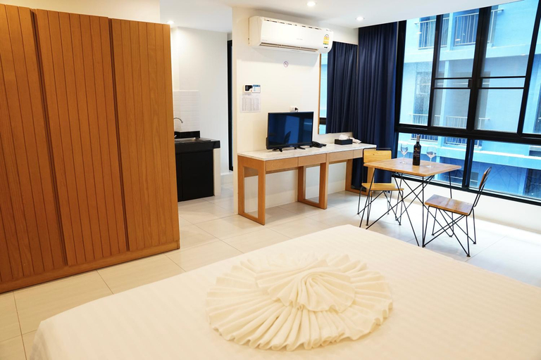 Bedroom 6