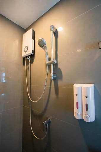 Bathroom 6