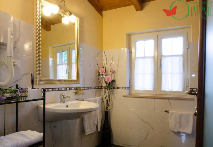 Others 5, B&B Charme, Frosinone