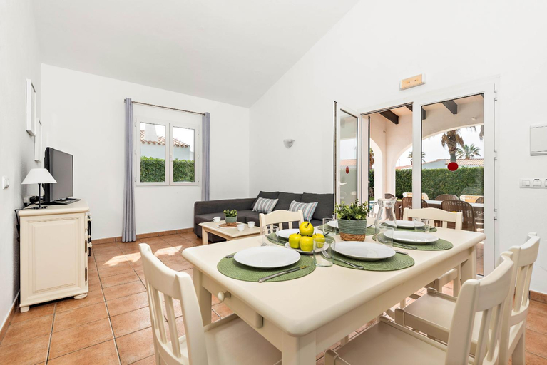 Others 2, Villa Sigfrid by Escape Home, Baleares