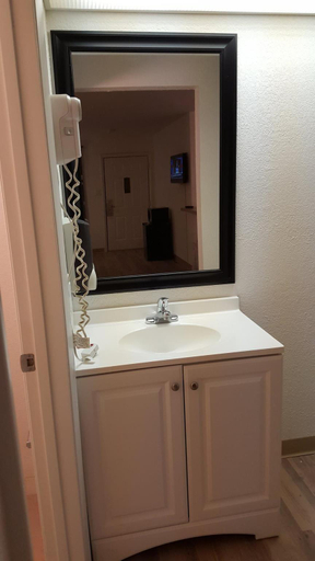 Bathroom 4, Tricove Inn & Suites, Duval