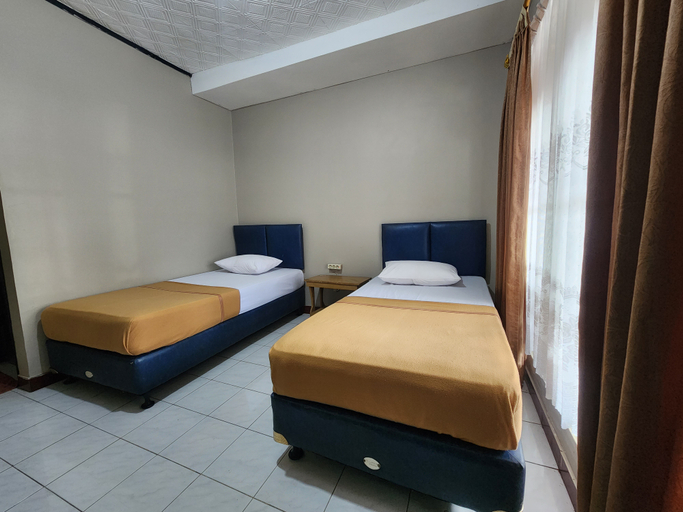 Hotel Larissa Room Type - STANDARD AC