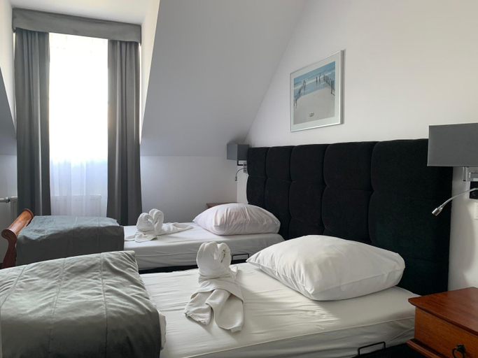 Bedroom 15