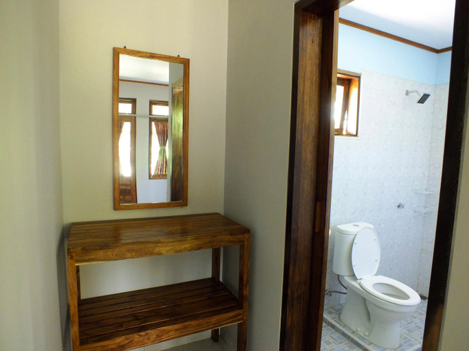 Bathroom 7
