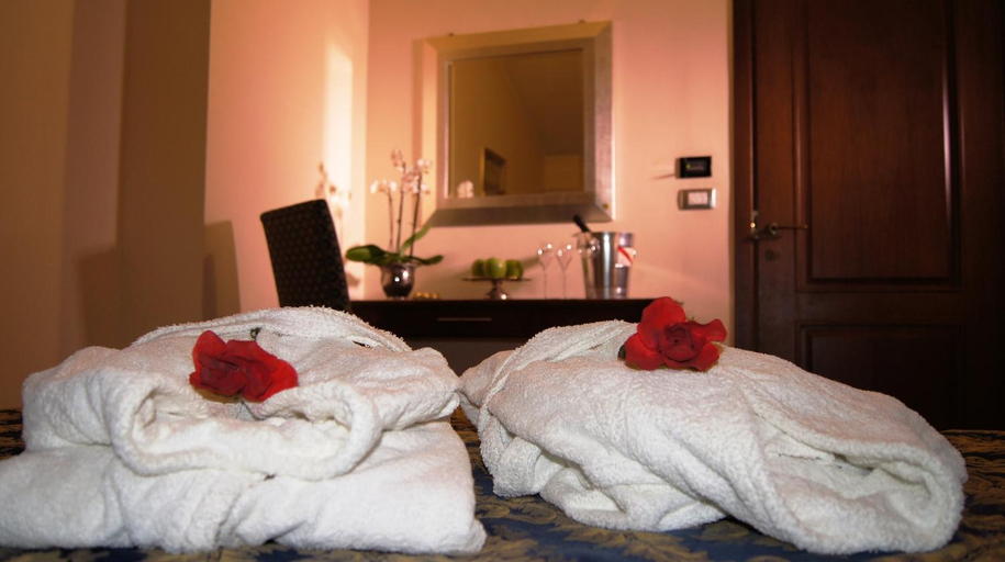 Bedroom 2, Hotel e trattoria San Giorgio, Torino