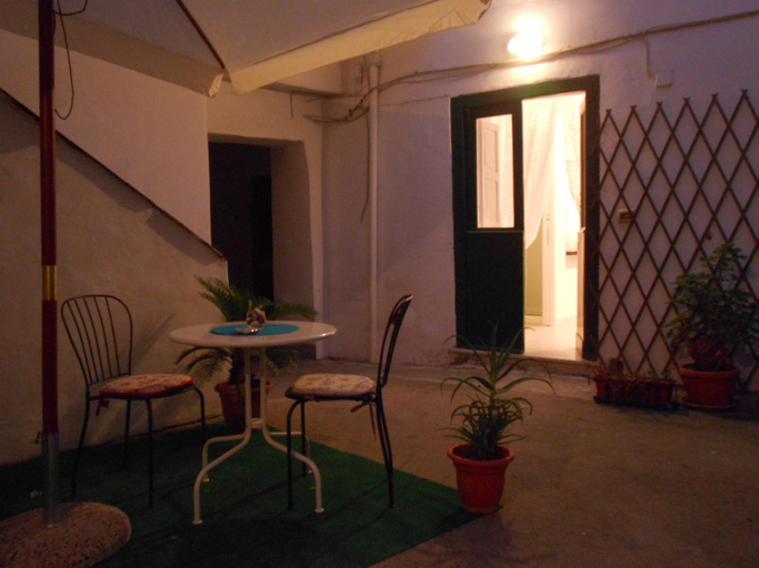 Others 3, B&B Il Patio, Napoli
