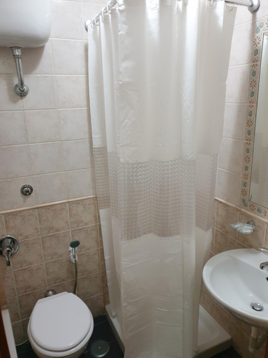 Bathroom 3, Hotel Milano, Napoli