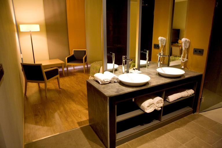 Bathroom 3, Hotel El Faixero Evolucion, Castellón