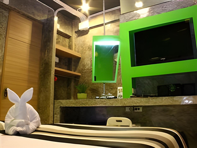 Bathroom 4, The b Ranong Trend Hotel, Muang Ranong