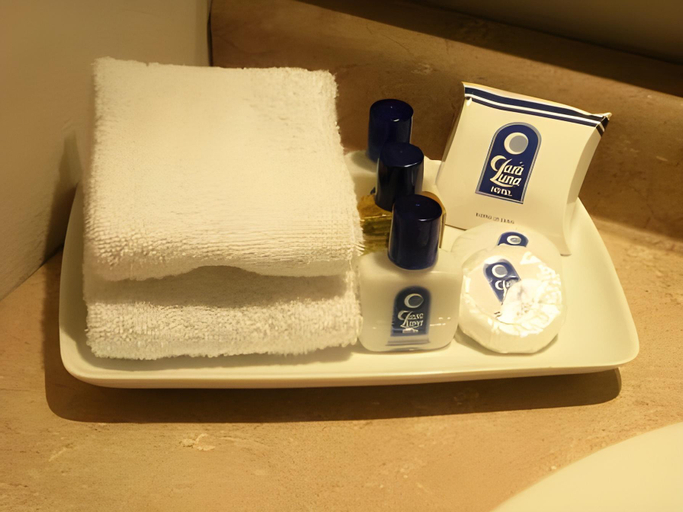 Bathroom 3, Hotel Clara Luna, Xico