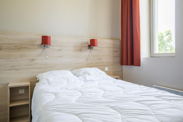 Bedroom 15