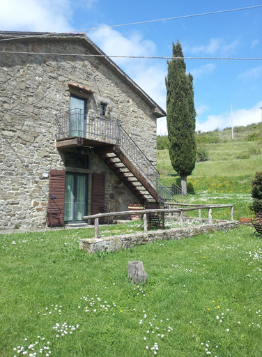 Others 5, Nature and genuine hospitality, Arezzo