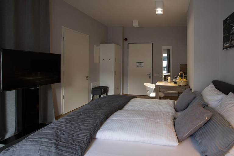 Bedroom 12