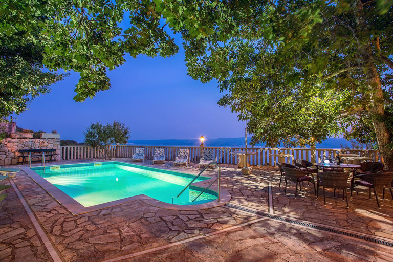 Others 5, Old Stone House - Private pool - Jacuzzi - Panoramic View -Full Privacy, Dugi Rat