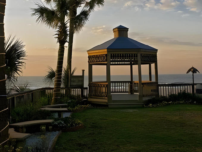 Exterior & Views 2, Ocean Isle Inn, Brunswick