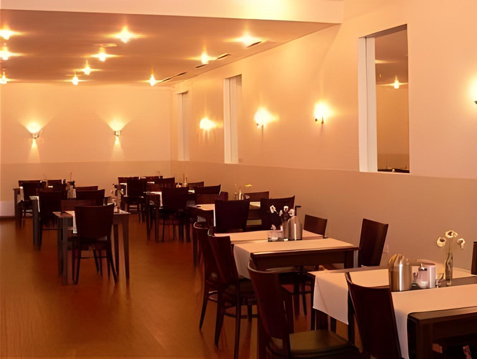 Food & Drinks 4, Hotel Mercedes/Centrum, Hamburg