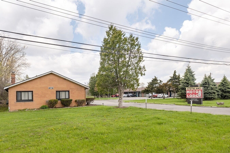 Cozy Stay in Brownstown w/ Wi-fi & Streaming TV, Wayne