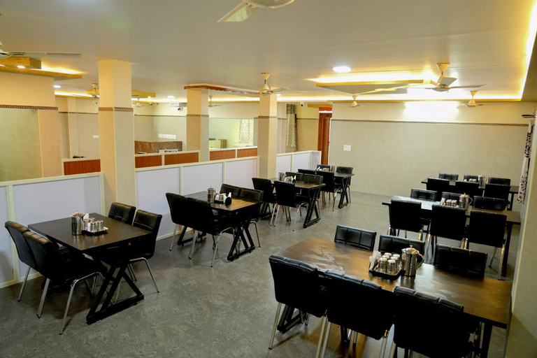 Food & Drinks 4, Green Residency, Vellore
