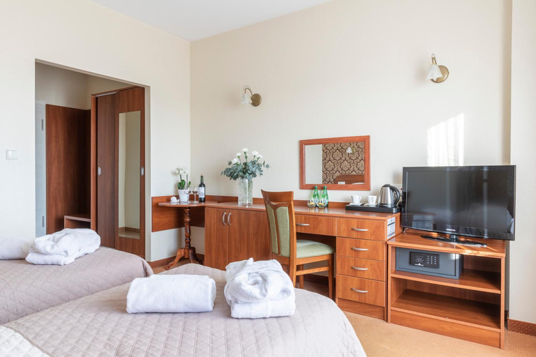 Bedroom 3, BURSZTYN SPA & Wellness, Sławno