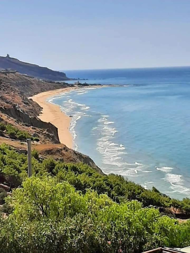 Others 4, Vacanze in Sicilia, Agrigento