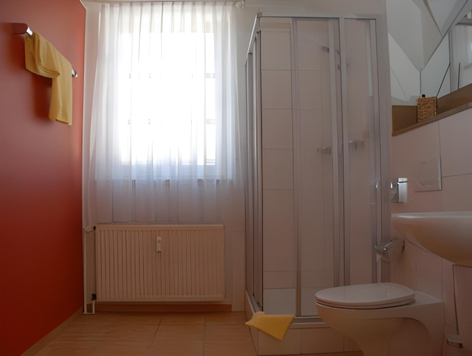 Bathroom 3, Altstadthotel Arte, Fulda