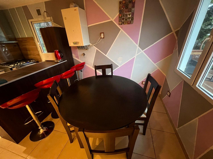Dining Room 6