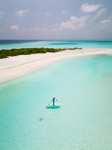 Beach 4, Madi Giri Guest House, Baa Atoll