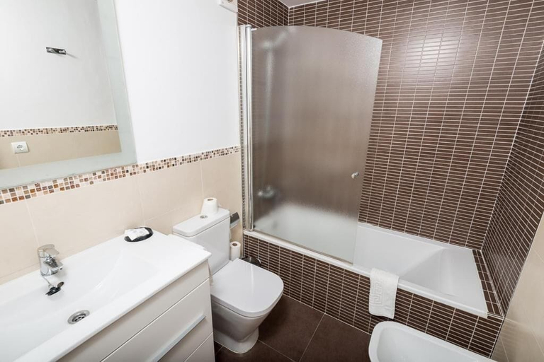 Bathroom 3, Apartamentos Niko, Baleares