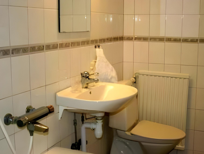 Bathroom 2, Stadshotellet Solvesborg, Sölvesborg