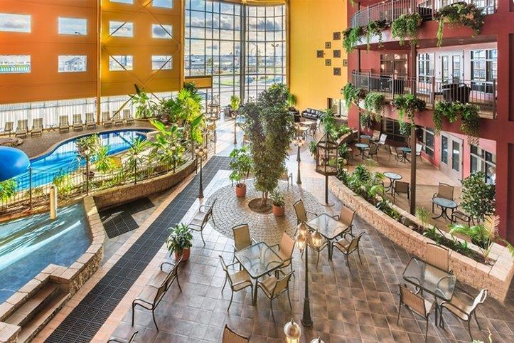 Others 4, Hotel Ambassadeur et Suites, Communauté-Urbaine-de-Québec